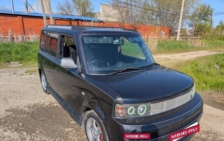 Toyota bB I рестайлинг, 2000 год, 330 000 рублей, 3 фотография