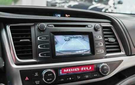 Toyota Highlander III, 2014 год, 2 490 000 рублей, 10 фотография