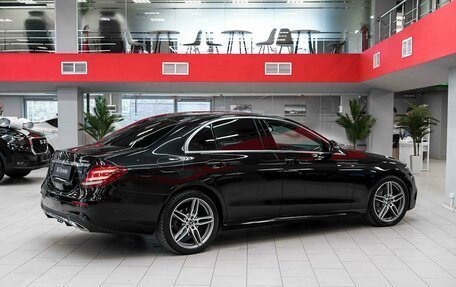 Mercedes-Benz E-Класс, 2020 год, 3 190 000 рублей, 2 фотография