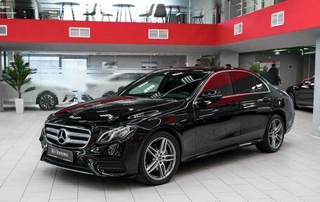 Mercedes-Benz E-Класс, 2020 год, 3 190 000 рублей, 5 фотография