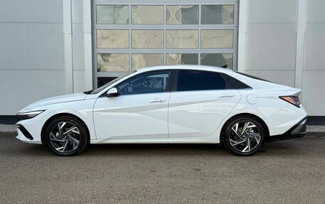 Hyundai Elantra, 2024 год, 2 200 000 рублей, 2 фотография