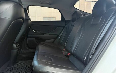 Hyundai Elantra, 2024 год, 2 200 000 рублей, 10 фотография