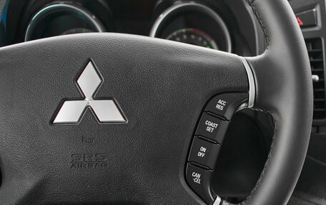 Mitsubishi Pajero IV, 2014 год, 2 150 000 рублей, 14 фотография