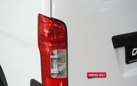 Nissan NV350 Caravan I, 2018 год, 2 789 000 рублей, 9 фотография