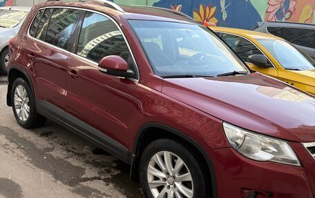 Volkswagen Tiguan I, 2010 год, 920 000 рублей, 2 фотография