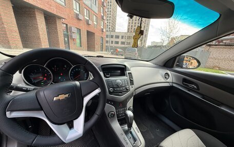 Chevrolet Cruze II, 2012 год, 650 000 рублей, 9 фотография