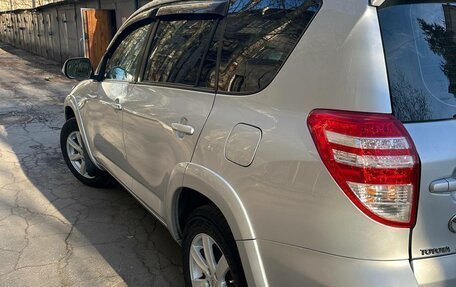 Toyota RAV4, 2010 год, 1 190 000 рублей, 2 фотография