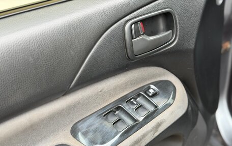 Mitsubishi Lancer IX, 2005 год, 290 000 рублей, 13 фотография