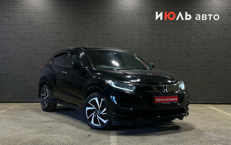 Honda Vezel, 2019 год, 2 150 000 рублей, 3 фотография