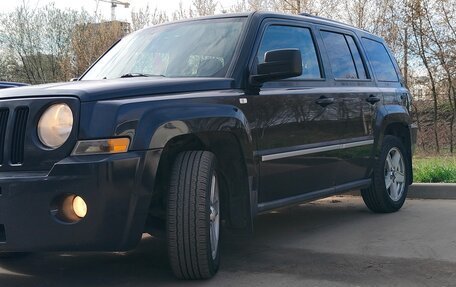 Jeep Liberty (Patriot), 2010 год, 750 000 рублей, 2 фотография