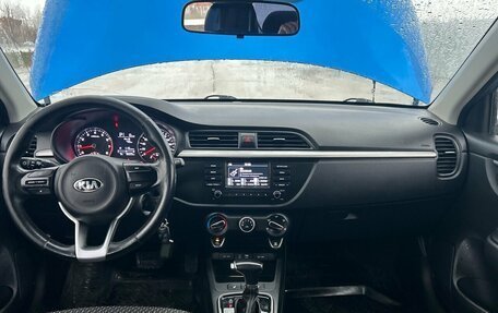 KIA Rio IV, 2018 год, 1 300 000 рублей, 5 фотография