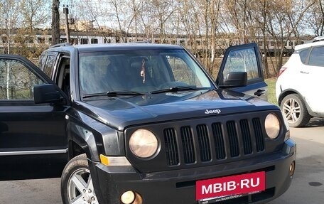 Jeep Liberty (Patriot), 2010 год, 750 000 рублей, 3 фотография