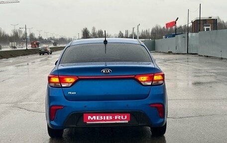 KIA Rio IV, 2018 год, 1 300 000 рублей, 4 фотография