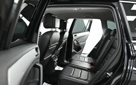 Volkswagen Tiguan II, 2018 год, 1 925 000 рублей, 6 фотография