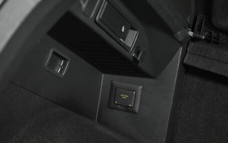 Volkswagen Tiguan II, 2018 год, 1 925 000 рублей, 16 фотография