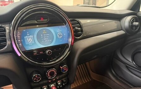 MINI Hatch, 2023 год, 2 211 000 рублей, 10 фотография