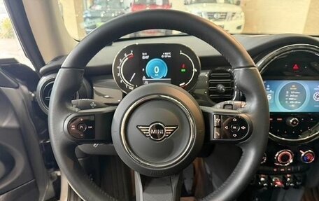 MINI Hatch, 2023 год, 2 211 000 рублей, 13 фотография