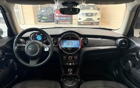 MINI Hatch, 2023 год, 2 211 000 рублей, 14 фотография