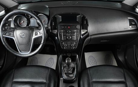 Opel Astra J, 2012 год, 719 000 рублей, 13 фотография