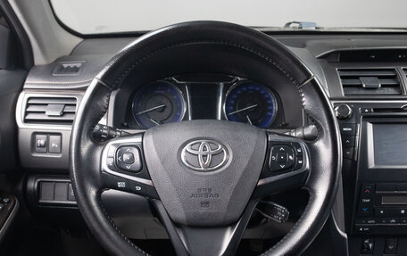 Toyota Camry, 2018 год, 1 549 000 рублей, 10 фотография