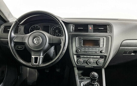 Volkswagen Jetta VI, 2014 год, 997 000 рублей, 12 фотография