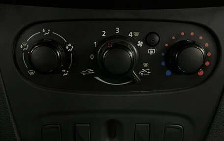 Renault Logan II, 2019 год, 469 888 рублей, 12 фотография