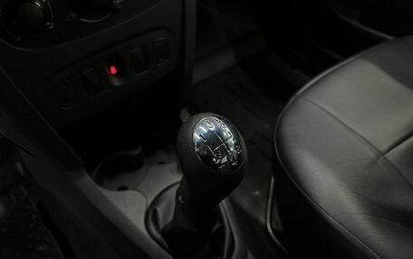 Renault Logan II, 2019 год, 469 888 рублей, 16 фотография