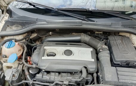 Skoda Yeti I рестайлинг, 2011 год, 870 000 рублей, 2 фотография