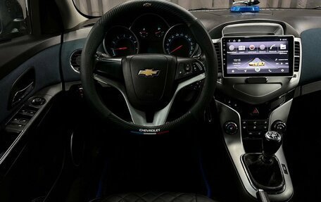 Chevrolet Cruze II, 2011 год, 464 888 рублей, 6 фотография