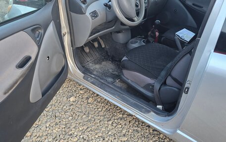 Toyota Echo, 2000 год, 90 000 рублей, 5 фотография