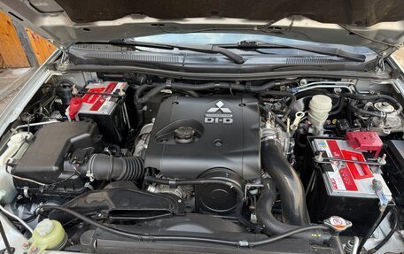 Mitsubishi Pajero Sport II рестайлинг, 2014 год, 2 100 000 рублей, 2 фотография