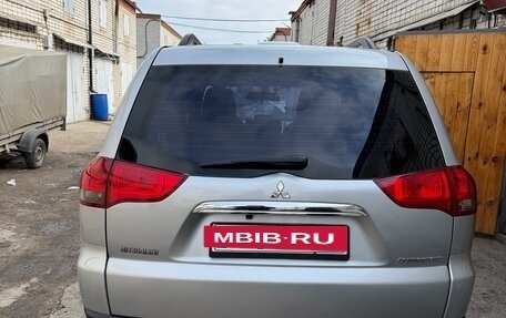 Mitsubishi Pajero Sport II рестайлинг, 2014 год, 2 100 000 рублей, 9 фотография
