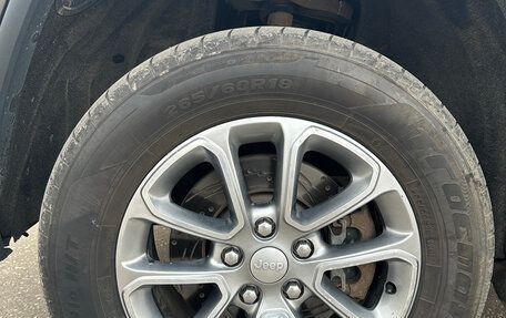 Jeep Grand Cherokee, 2013 год, 1 900 000 рублей, 22 фотография