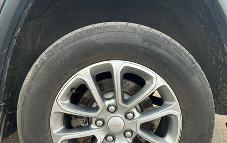 Jeep Grand Cherokee, 2013 год, 1 900 000 рублей, 23 фотография