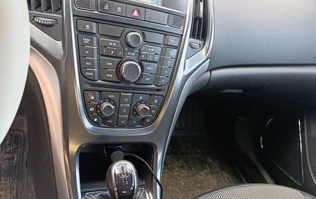 Opel Astra J, 2012 год, 690 000 рублей, 6 фотография