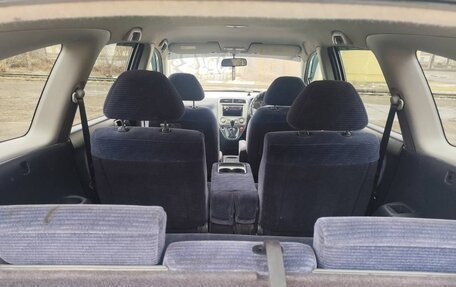 Honda Stream I рестайлинг, 2002 год, 505 000 рублей, 11 фотография