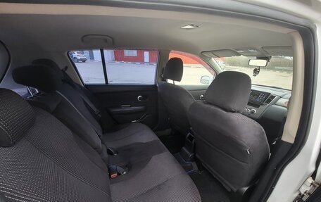 Nissan Tiida, 2011 год, 850 000 рублей, 9 фотография