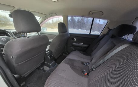 Nissan Tiida, 2011 год, 850 000 рублей, 8 фотография