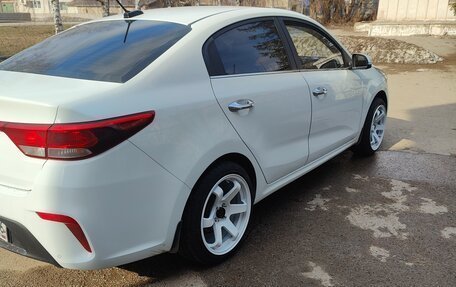 KIA Rio IV, 2017 год, 1 400 000 рублей, 10 фотография