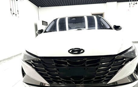 Hyundai Elantra, 2023 год, 1 790 000 рублей, 3 фотография