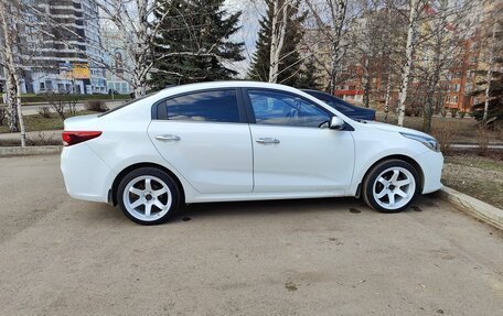 KIA Rio IV, 2017 год, 1 400 000 рублей, 13 фотография