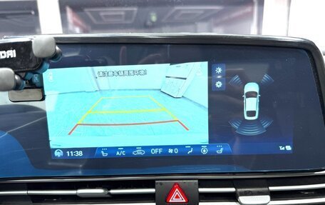 Hyundai Elantra, 2023 год, 1 790 000 рублей, 10 фотография