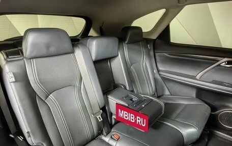 Lexus RX IV рестайлинг, 2018 год, 4 255 000 рублей, 15 фотография