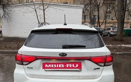 KIA Rio IV, 2019 год, 1 690 000 рублей, 3 фотография
