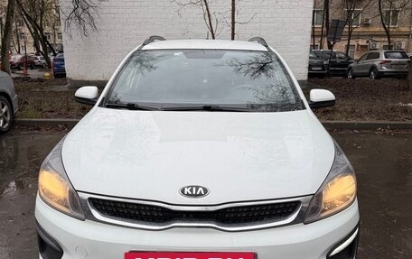 KIA Rio IV, 2019 год, 1 690 000 рублей, 2 фотография