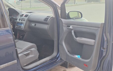 Volkswagen Touran III, 2009 год, 700 000 рублей, 14 фотография