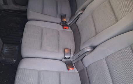 Volkswagen Touran III, 2009 год, 700 000 рублей, 12 фотография