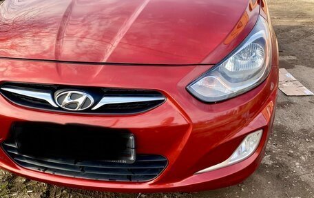 Hyundai Solaris II рестайлинг, 2012 год, 750 000 рублей, 2 фотография