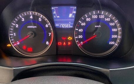 Hyundai Solaris II рестайлинг, 2012 год, 750 000 рублей, 7 фотография