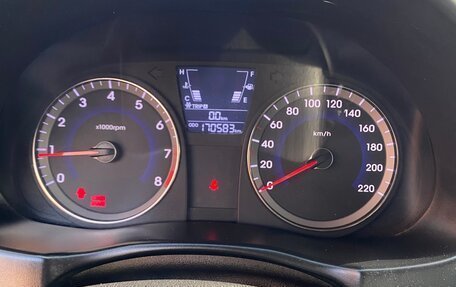 Hyundai Solaris II рестайлинг, 2012 год, 750 000 рублей, 15 фотография